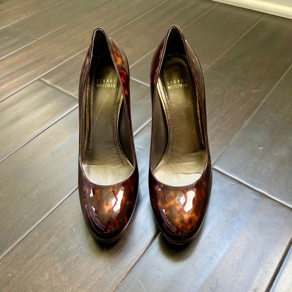 Stuart Weitzman Patent Leather Heels / Pumps